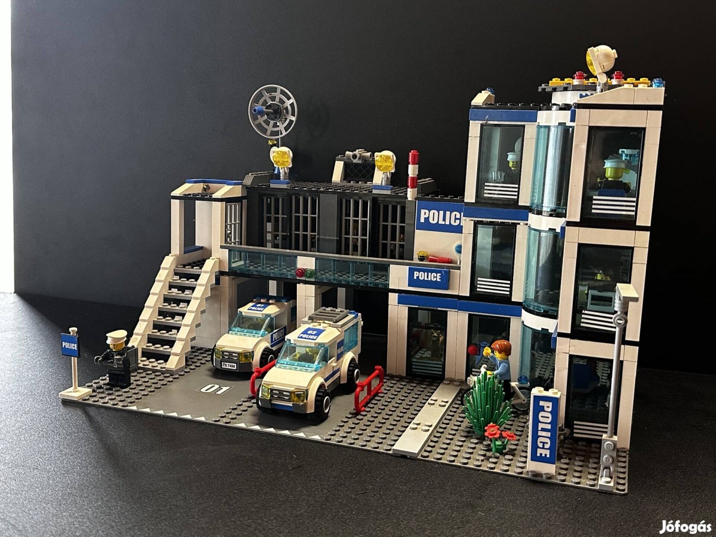 LEGO City 7498 rendőrkapitányság