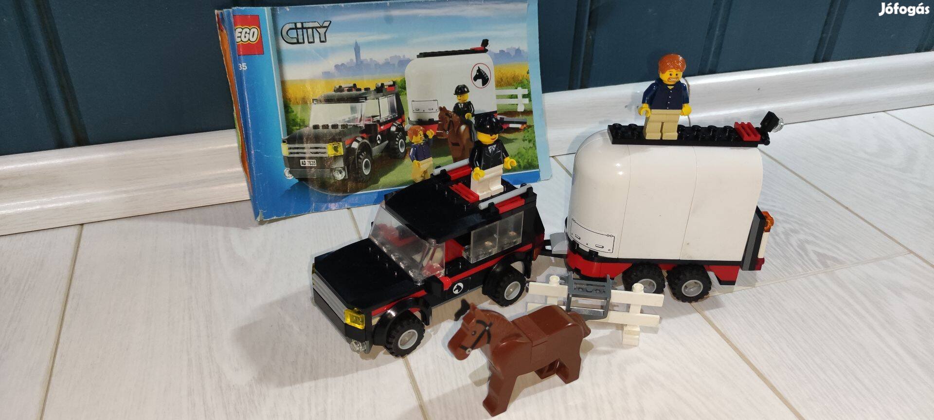 LEGO City 7635 - 4WD with Horse Trailer