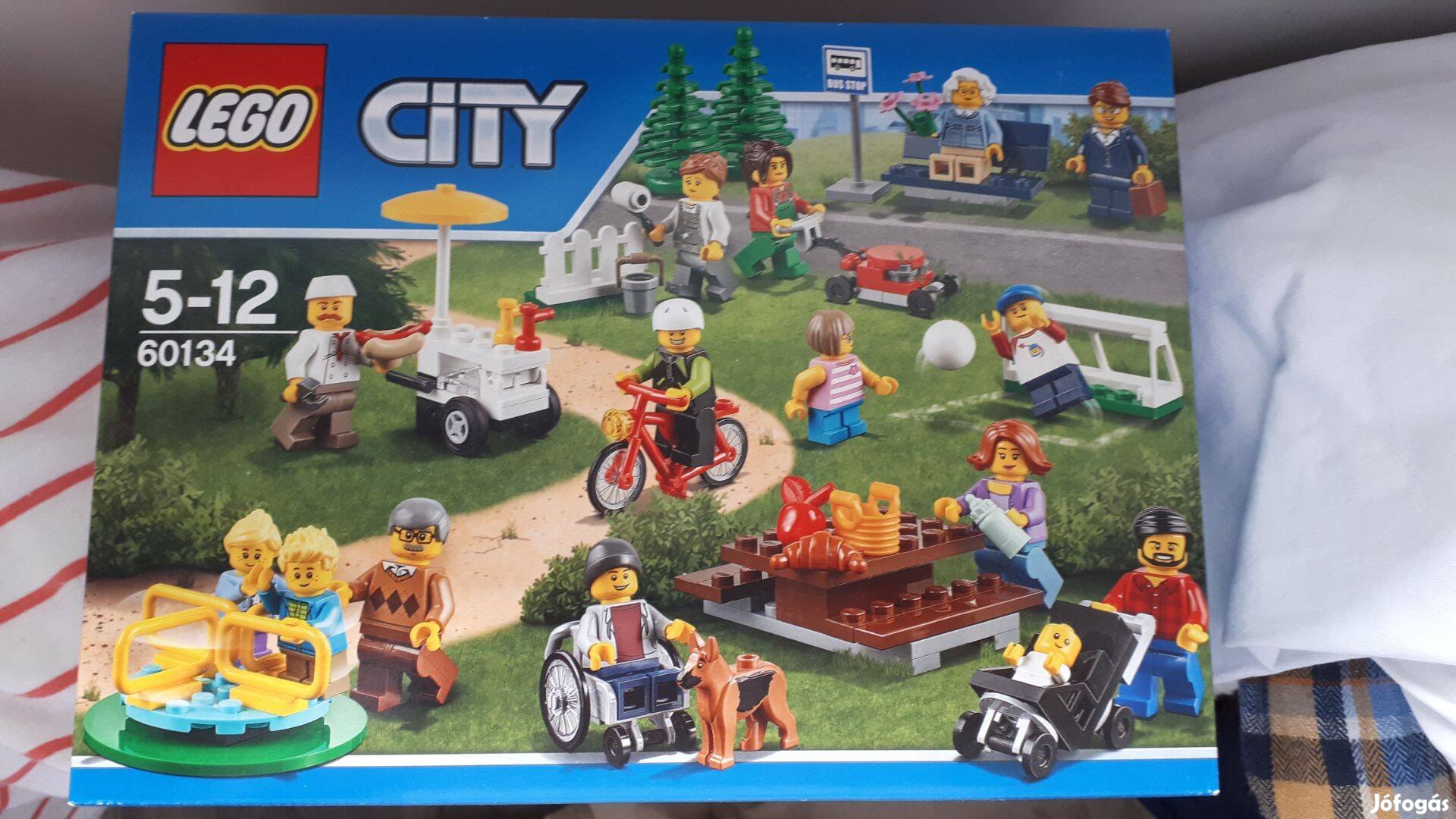 LEGO City - 60134 - Móka a parkban figuracsomag - bontatlan