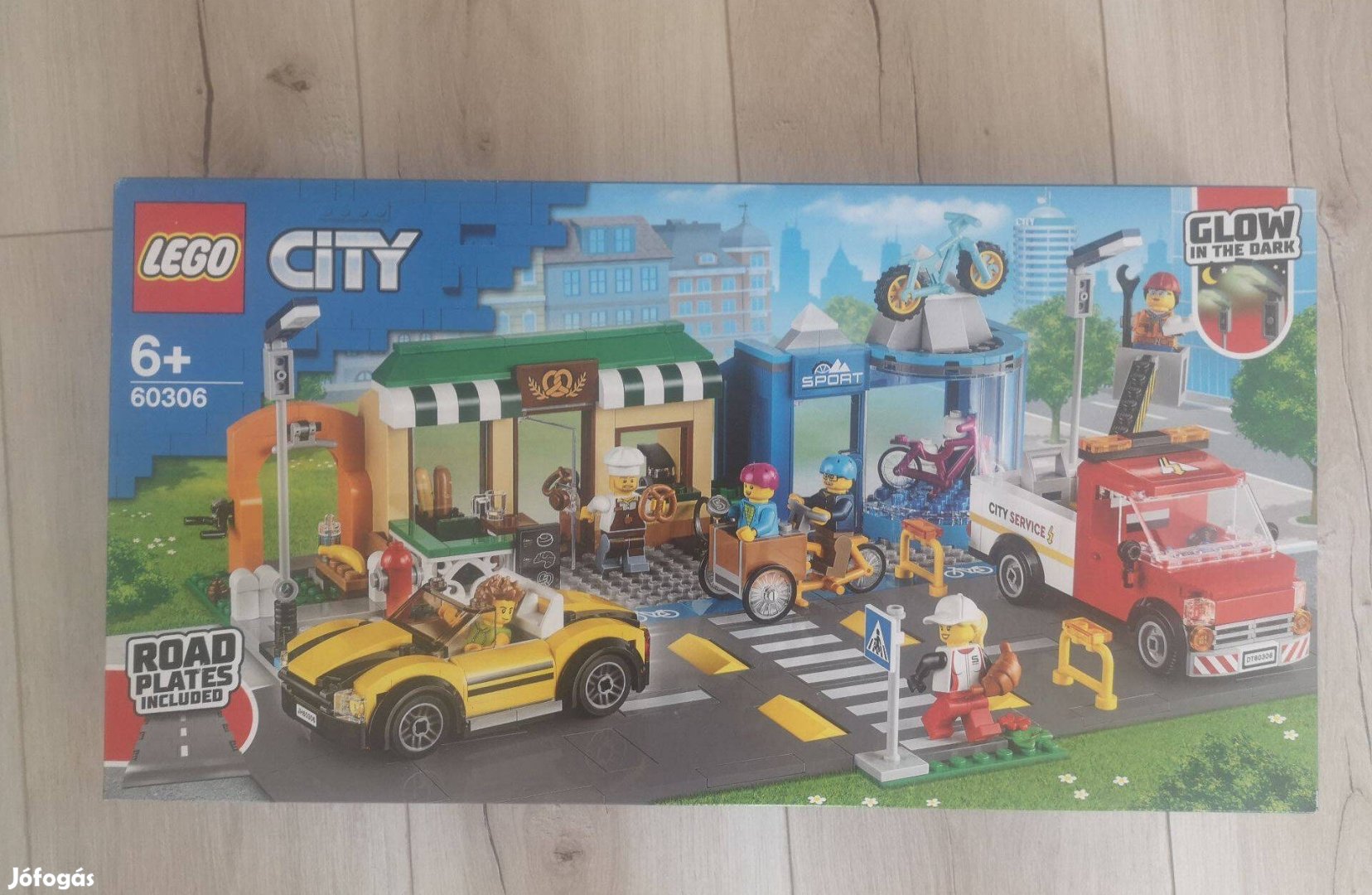 LEGO City - Bevásárlóutca (60306)