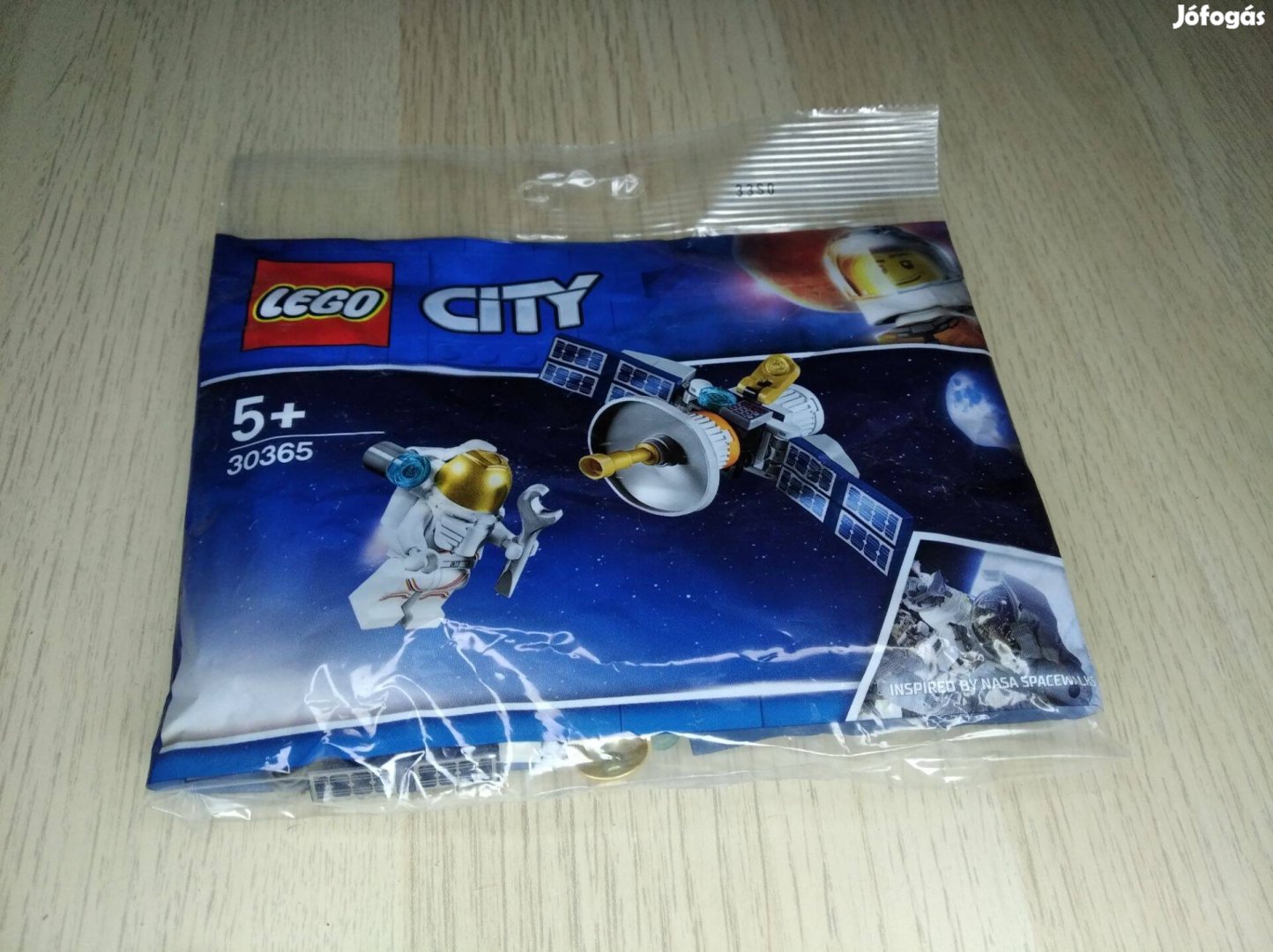 LEGO City - Műhold (30365) Bontatlan