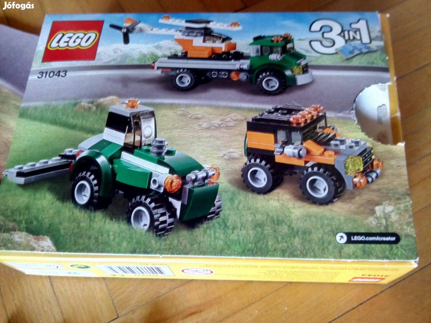 LEGO Creator - Helikopterszállító kamion, aratógép, terepjáró: 3in1