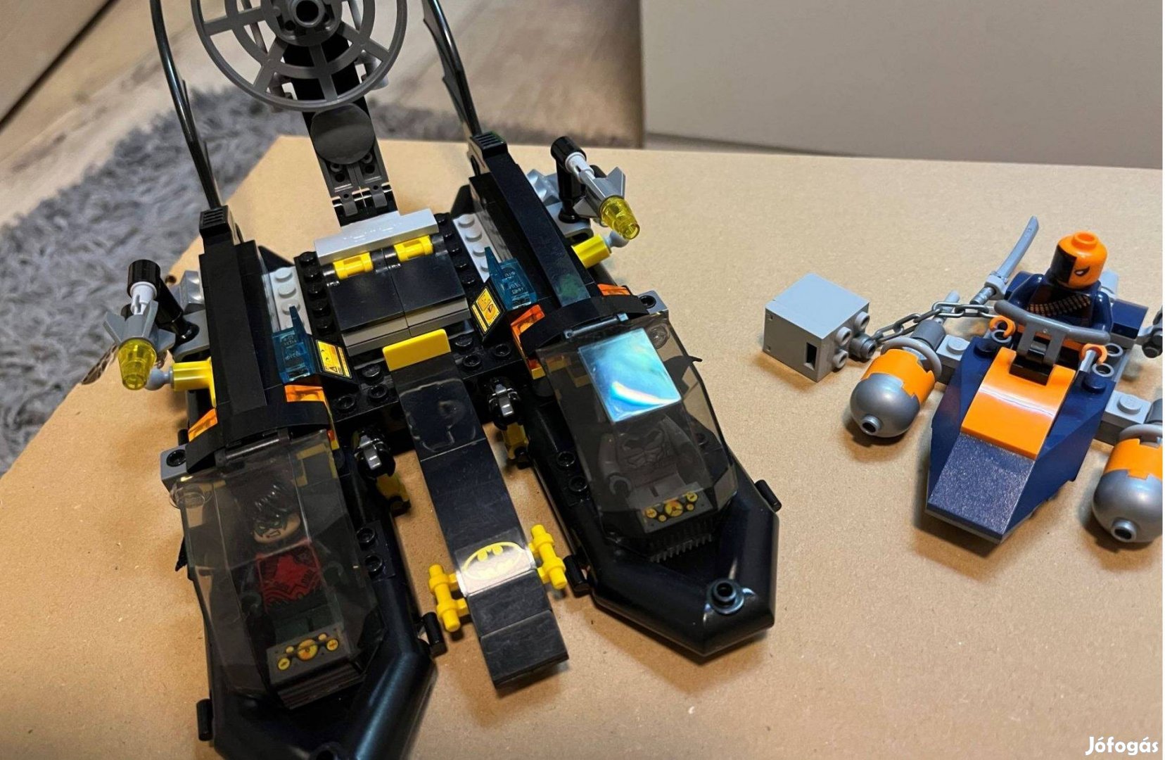 LEGO DC 76034 Batboat Harbour Pursuit, hiánytalan