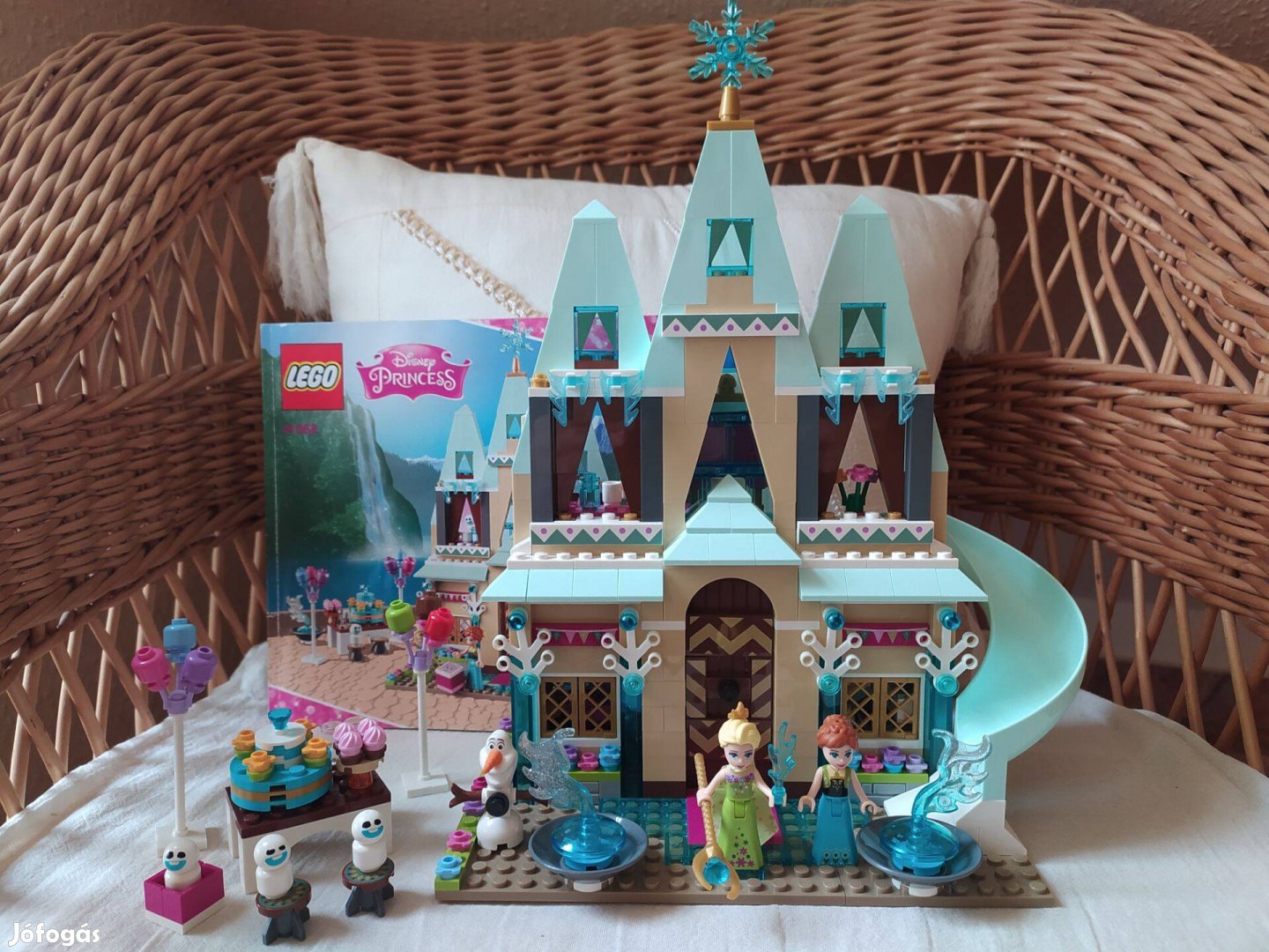 LEGO Disney Princess 41068 Arendelle ünnepe a kastélyban