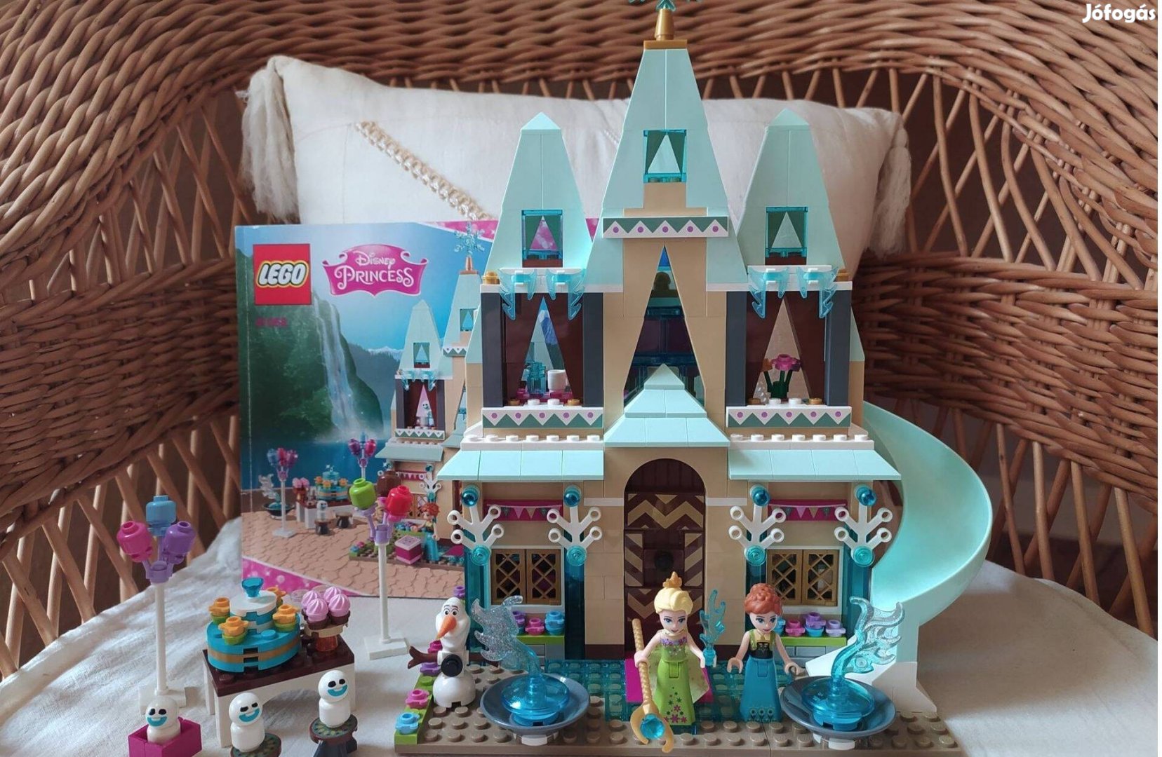 LEGO Disney Princess 41068 Arendelle ünnepe a kastélyban