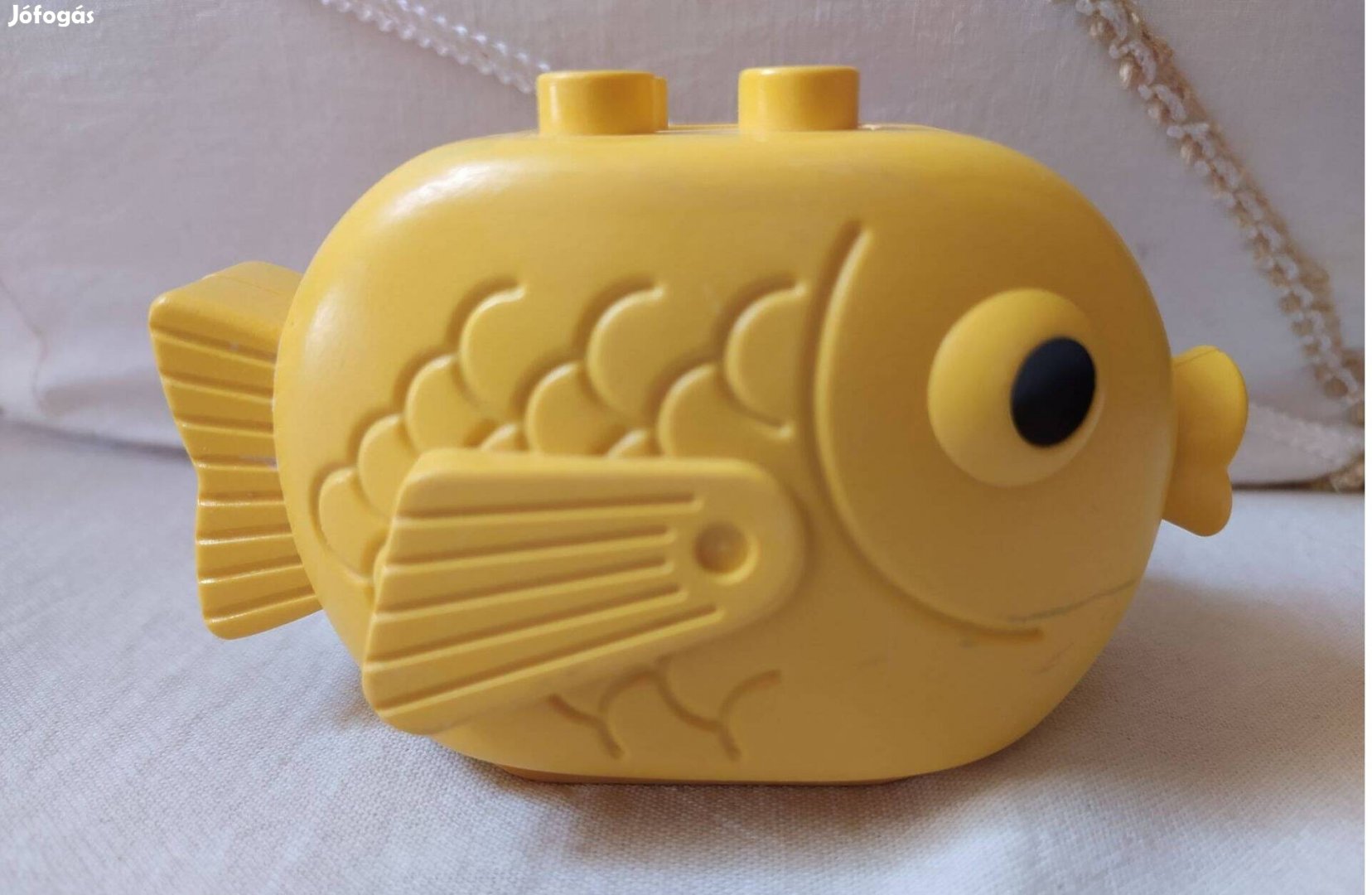 LEGO Duplo retro sárga halacska