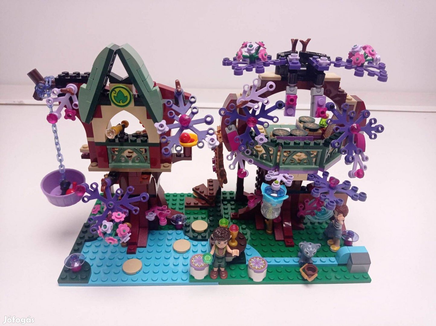 LEGO Elves 41075 Tündék rejtekhelye a fák tetején (Használt készlet)