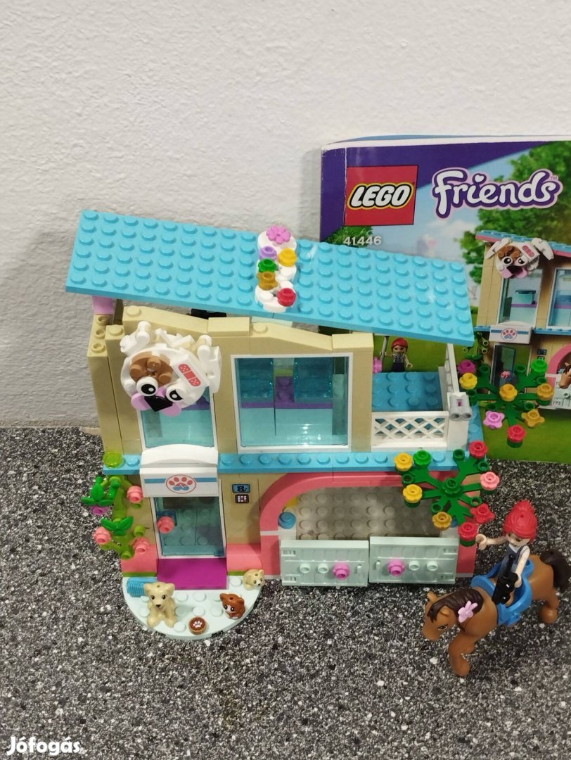 LEGO Friends 41446 Heartlake City állatklinika szett