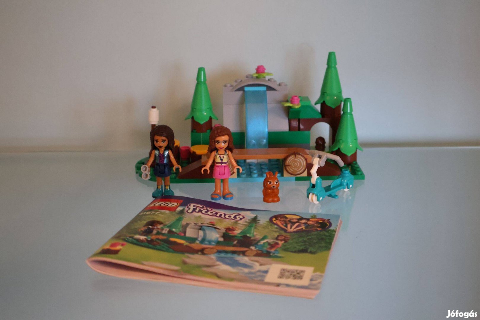 LEGO Friends 41677 Erdei vízesés