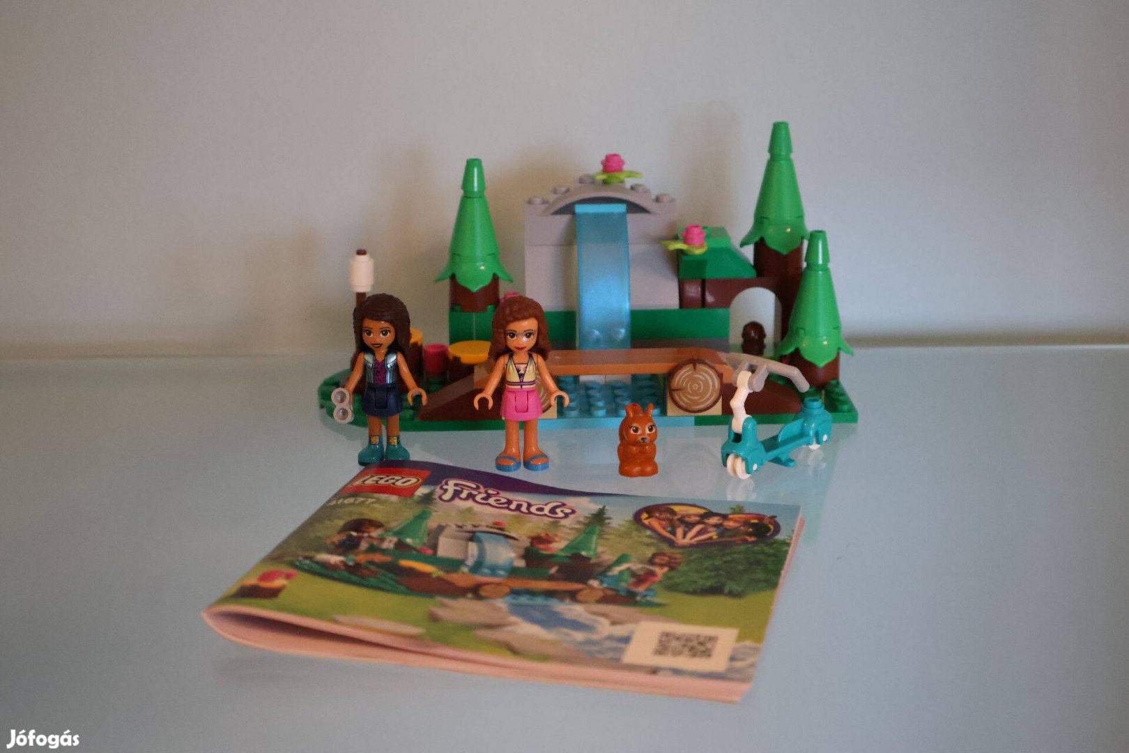 LEGO Friends 41677 Erdei vízesés