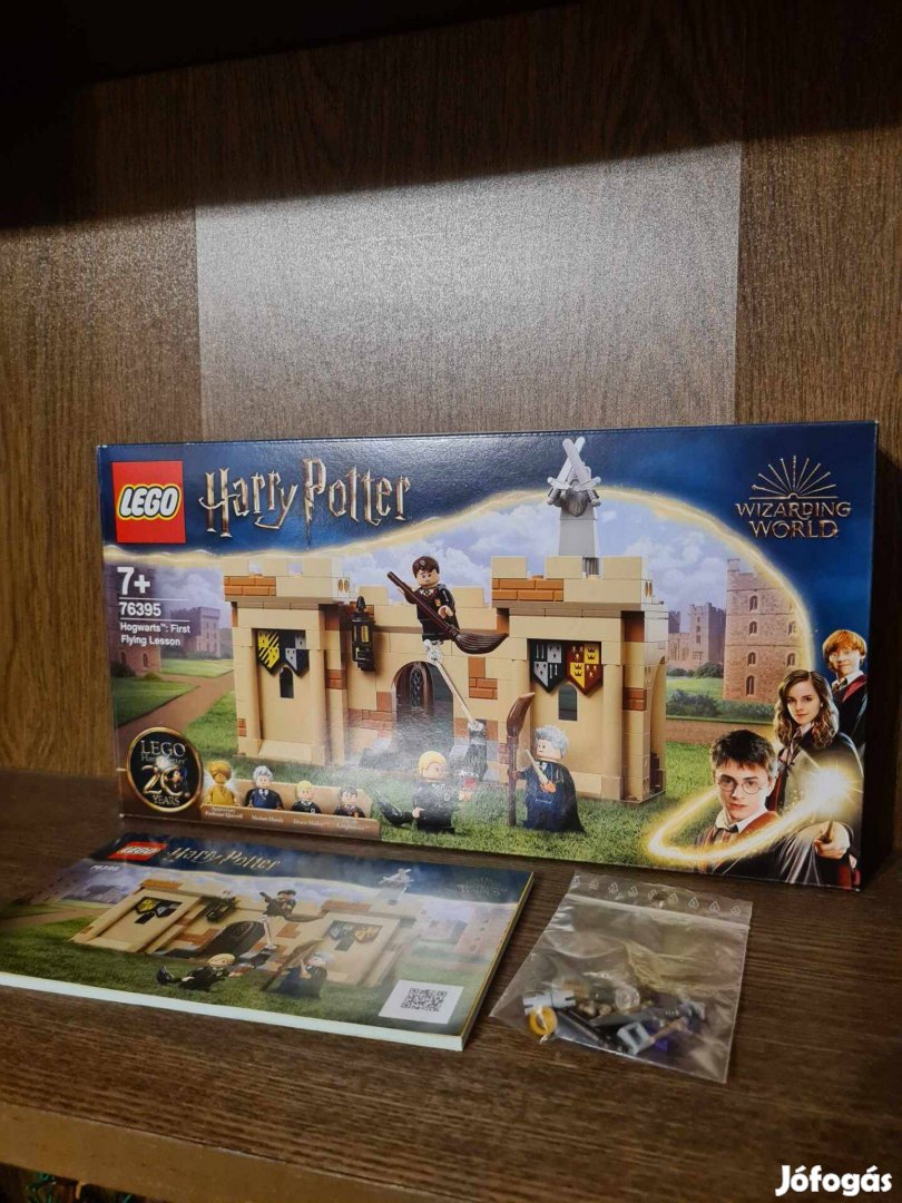 LEGO Harry Potter Hogwarts: First Flying Lesson - 76395