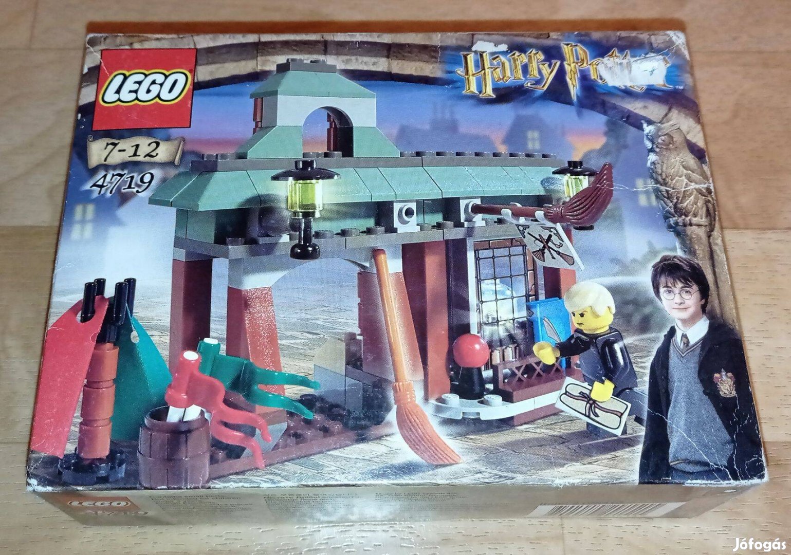 LEGO Harry Potter: 4719 - Quality Quidditch Supplies