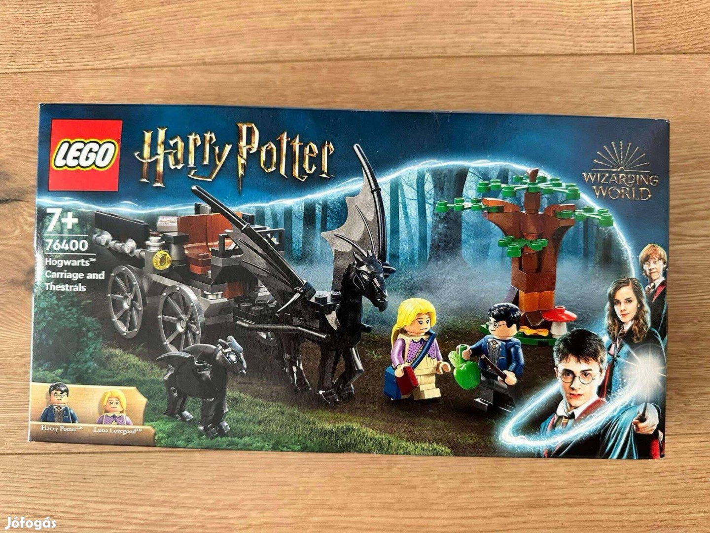 LEGO Harry Potter - Roxfort hintó és thesztrálok 76400 - Új, bontatlan