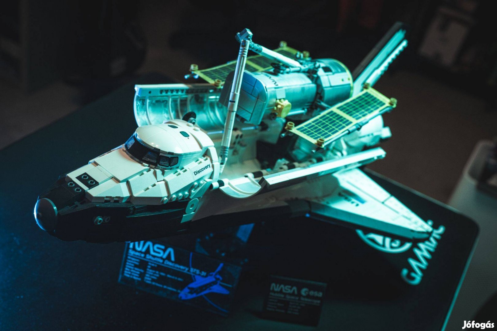 LEGO Icons 10283 - NASA Disrovery