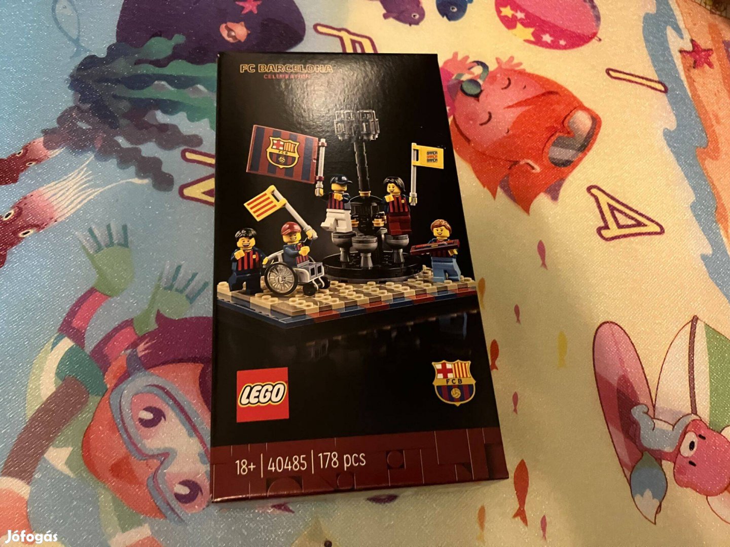 LEGO Icons 40485 - FC Barcelona ünnepség - szurkolók (új , bontatlan)