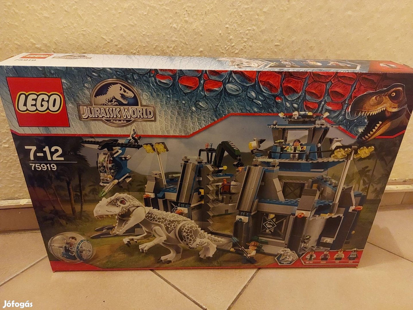 LEGO Jurarassic World 75919 - Indominus rex Breakout.