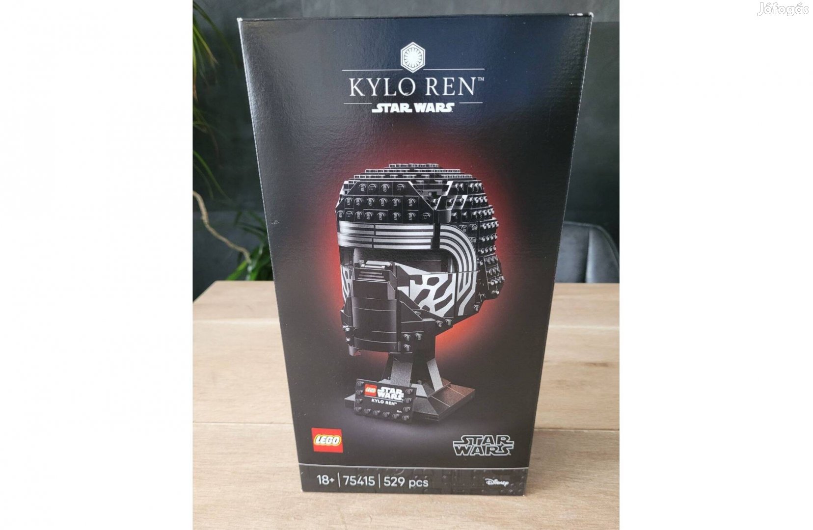 LEGO Kylo Ren sisakja 75415