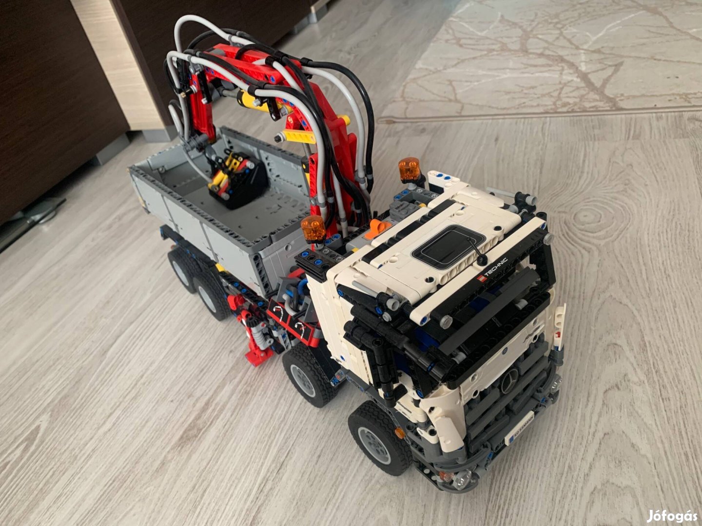 LEGO Mercedes Benz Arocs 42043