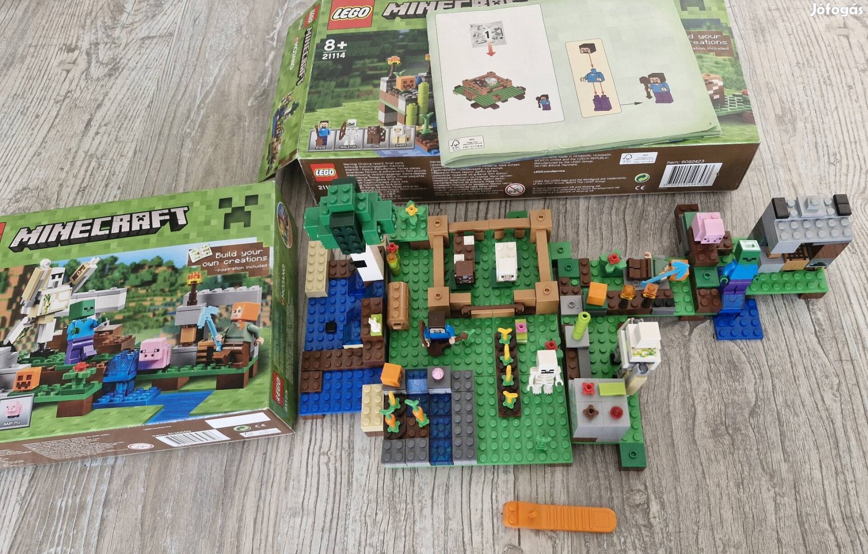 LEGO Minecraft 21123 és 21114 szettek.