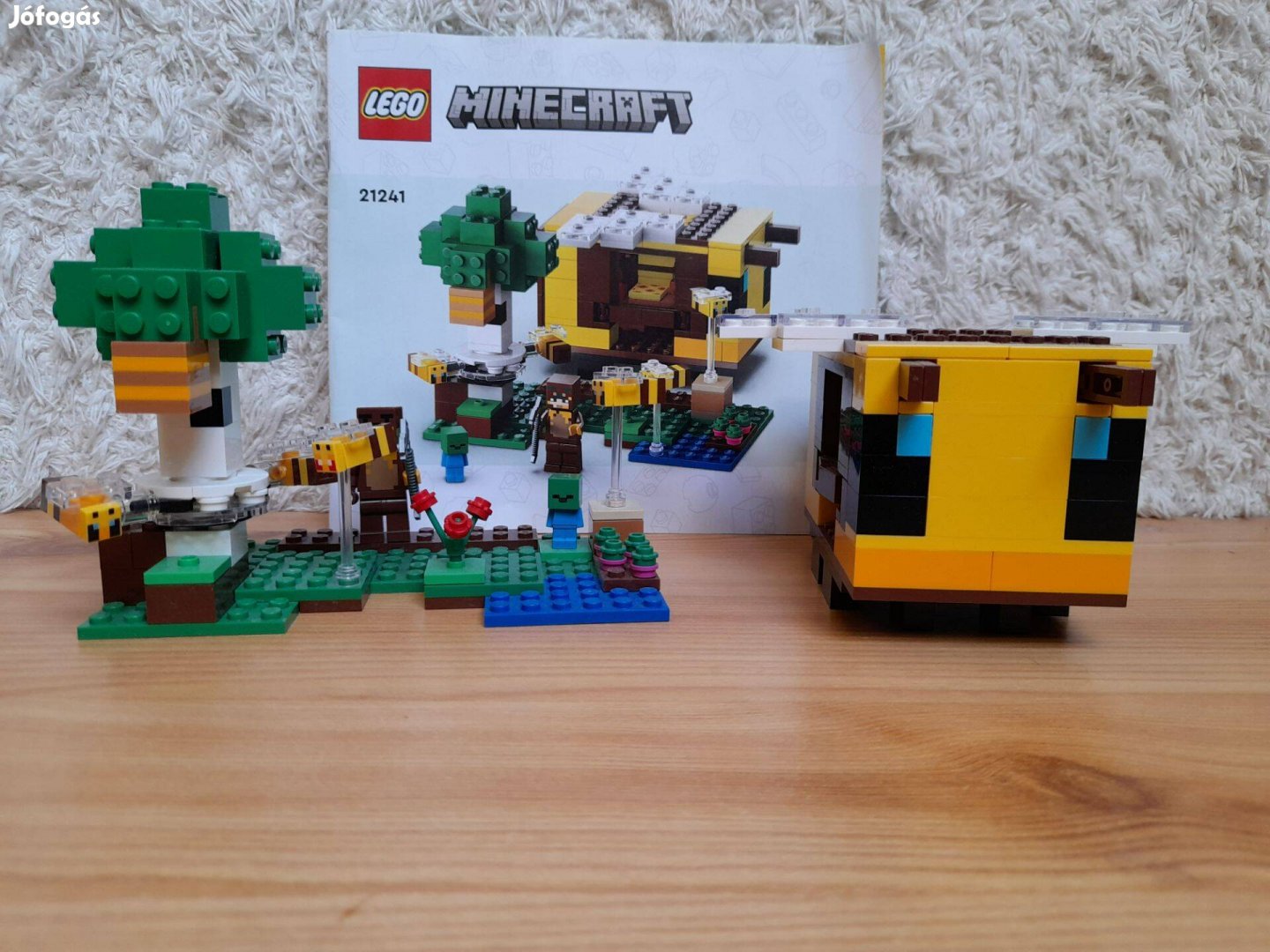 LEGO Minecraft 21241 A méhkaptár