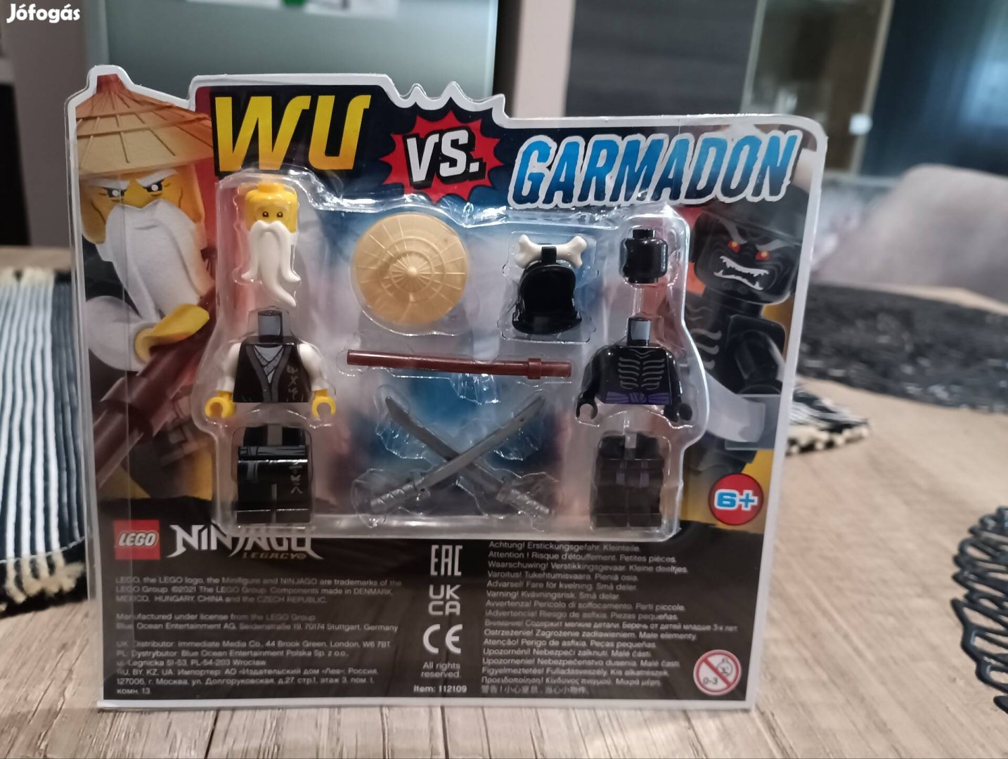 LEGO Ninjago Wu mester vs Garmadon figurák 