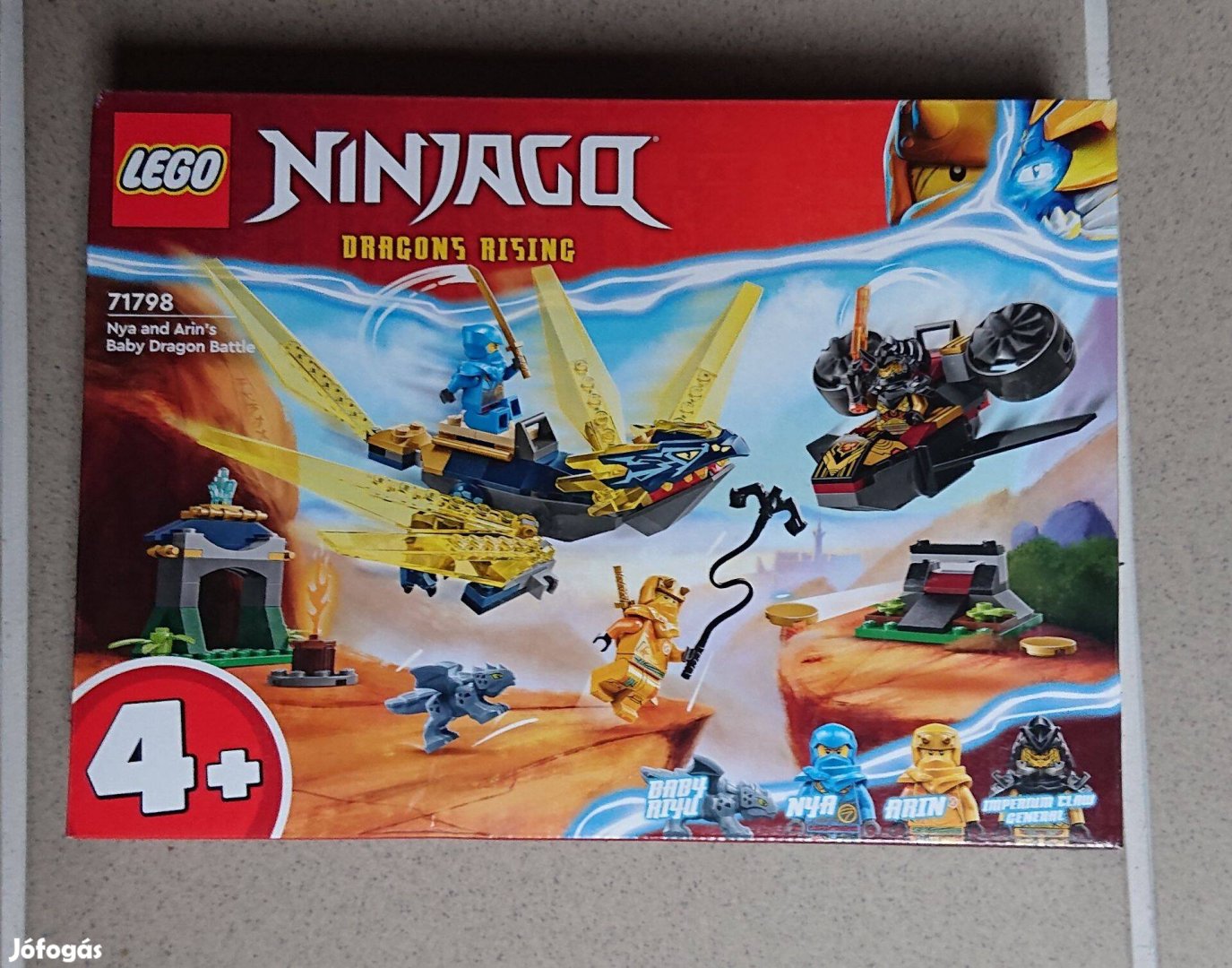 LEGO Ninjago - Nya és Arin csatája a kis sárkány ellen (71798)