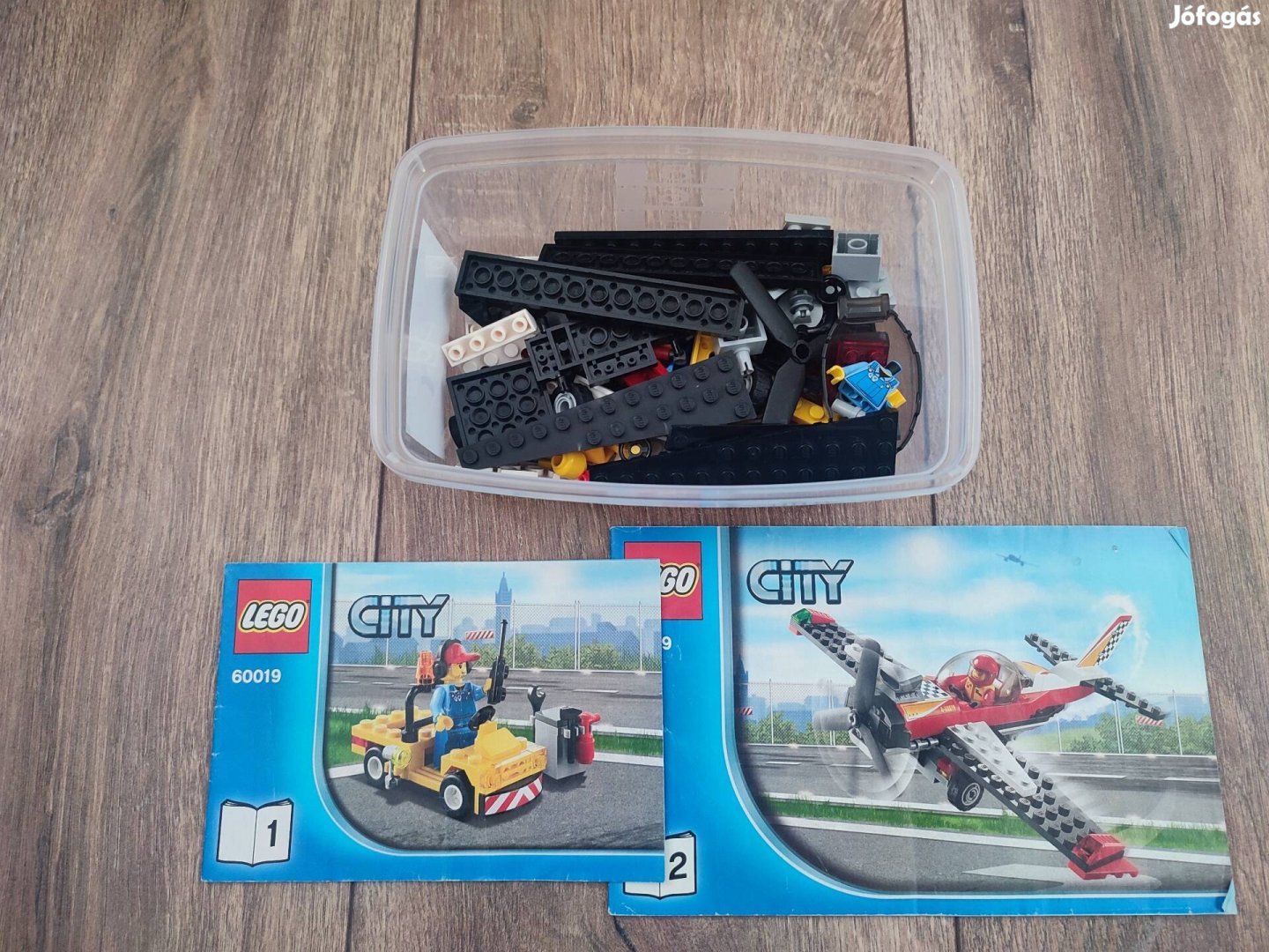 LEGO(R) City - Műrepülőgép (60019)