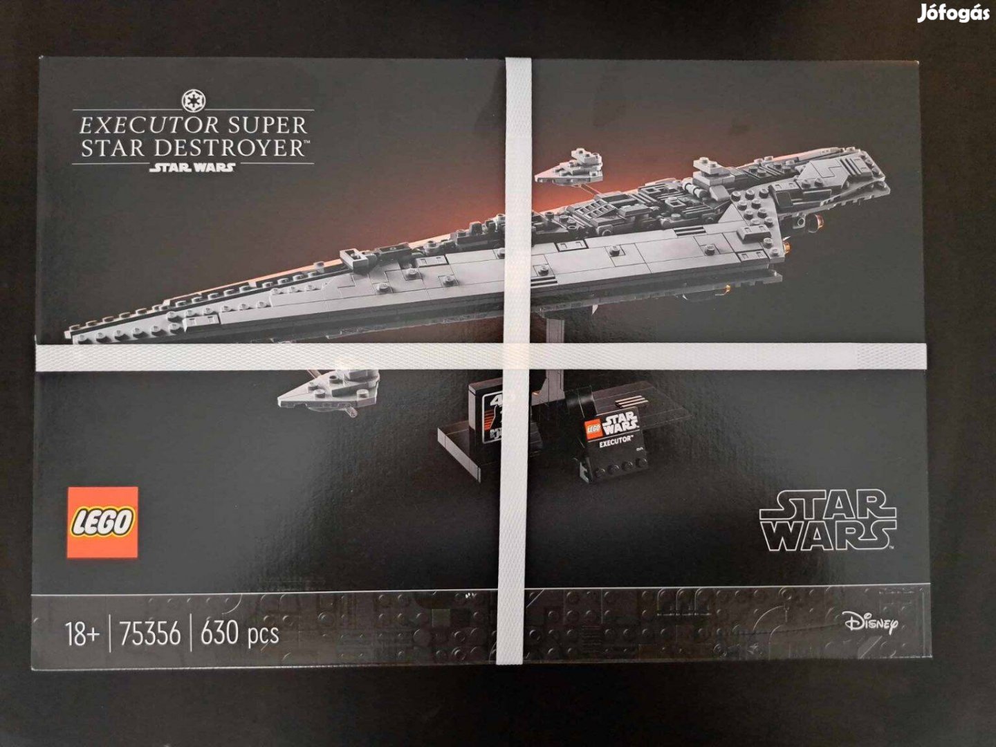 LEGO Star Wars 75356 Executor Super Star Destroyer!
