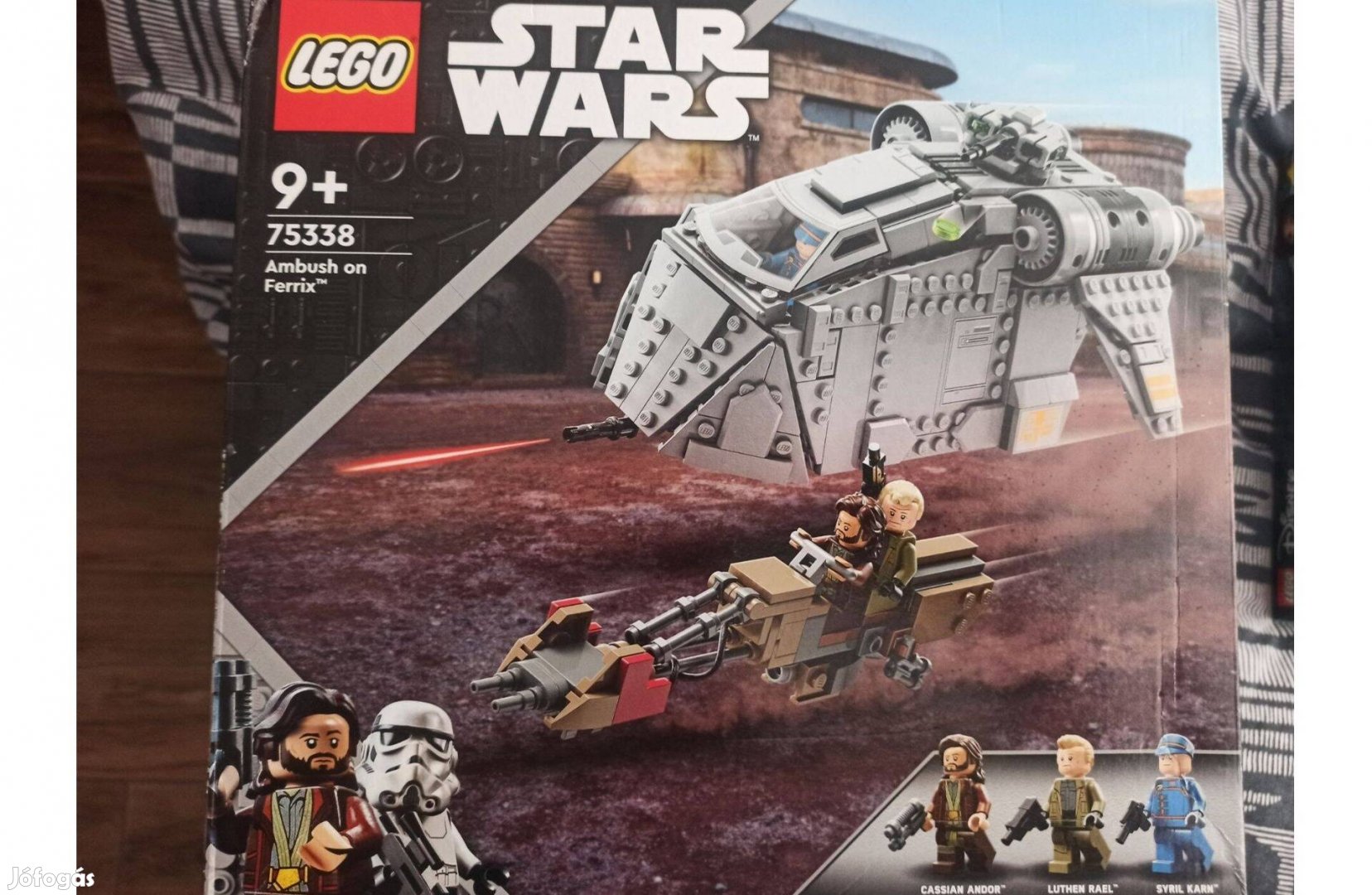 LEGO Star Wars - Rajtaütés a Ferrix-en (75338) Új!