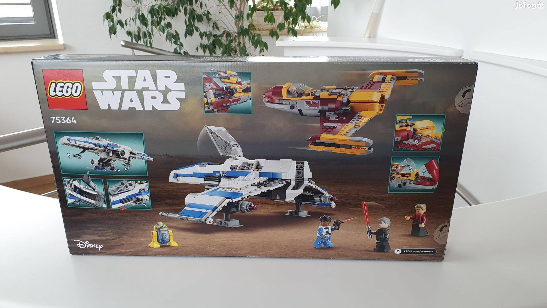 LEGO Star Wars - Új Köztársasági E-Wing vs. Shin Hati vadászgépe (75