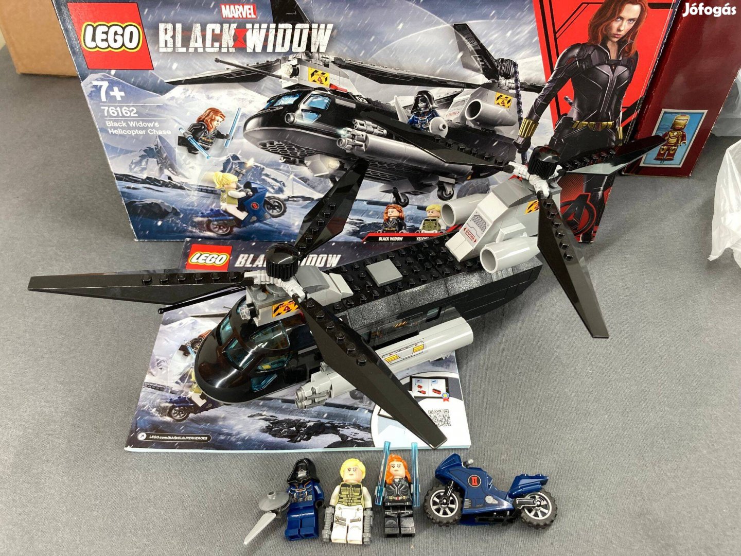 LEGO Super Heroes 76162 - A Fekete Özvegy helikopteres üldözése