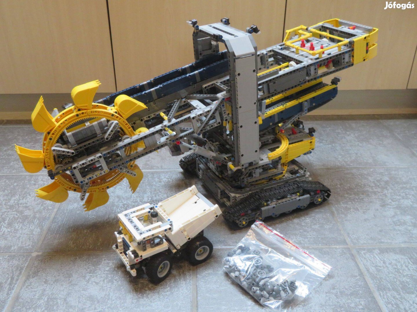 LEGO Technic 42055 - Lapátkerekes kotrógép