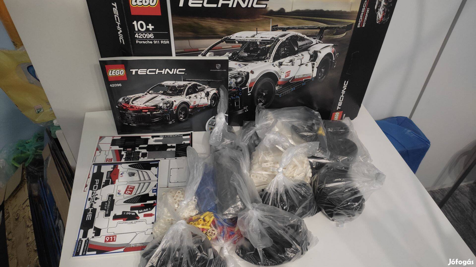 LEGO Technic 42096 - Porsche 911 RSR - dobozos, újszerű