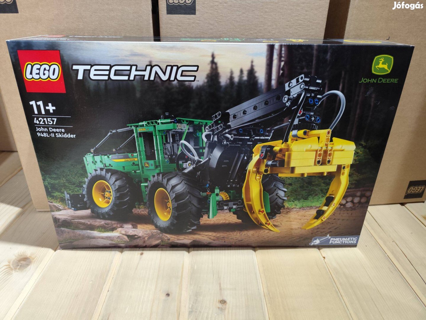 LEGO Technic 42157 John Deere 948L-II Skidder új, bontatlan