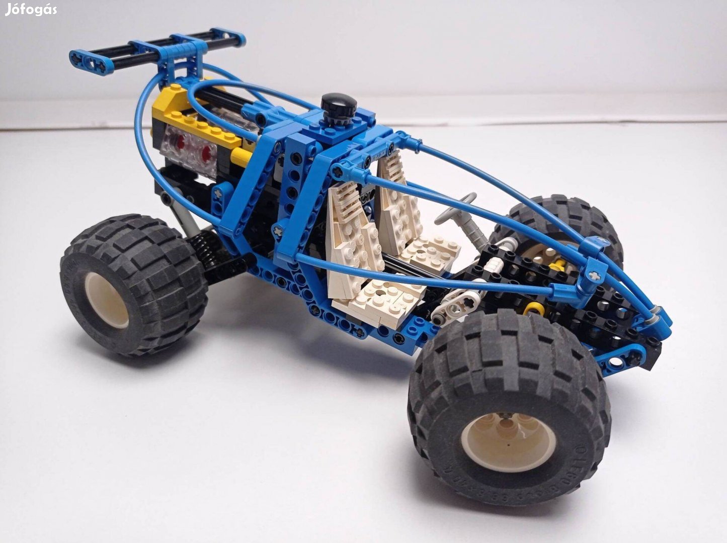 LEGO Technic 8437 Future Car