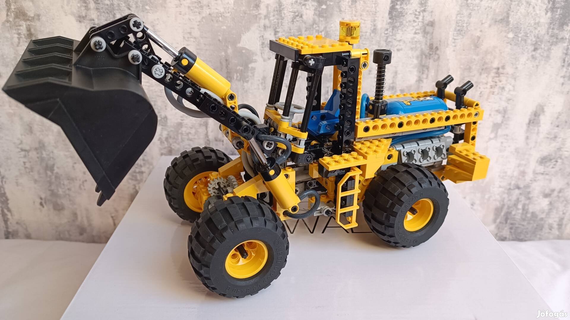LEGO Technic 8439 Front End Loader