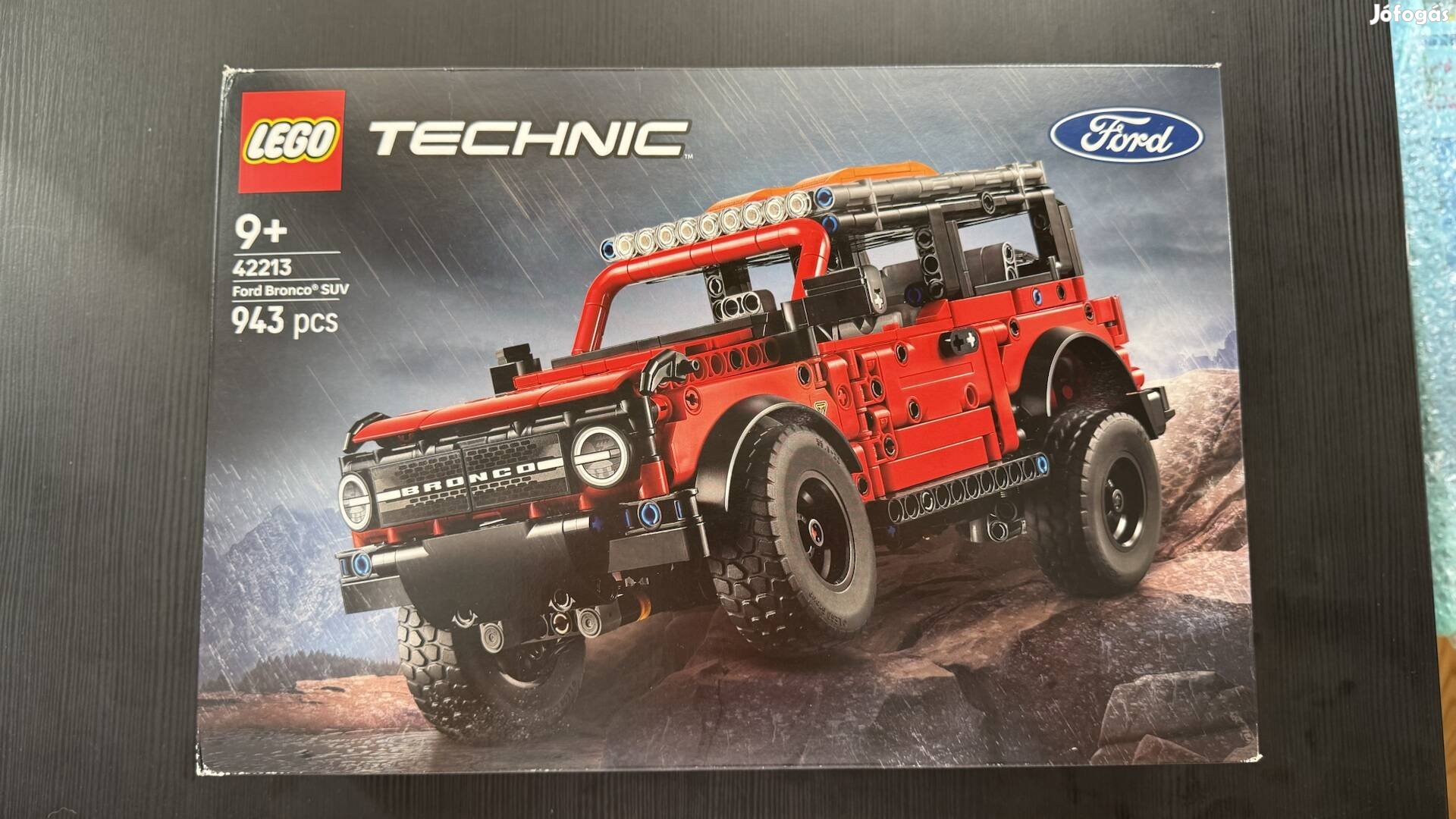 LEGO Technic Ford Bronco 42124