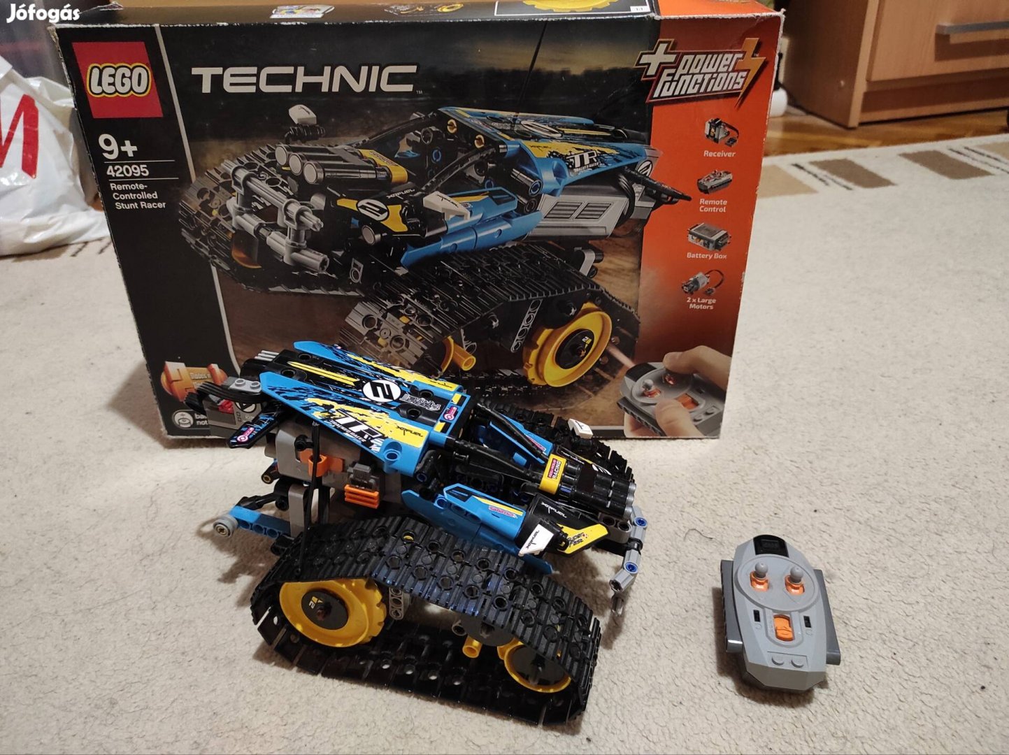 LEGO Technic Távirányítású kaszkadőr versenyautó 2:1 eladó!
