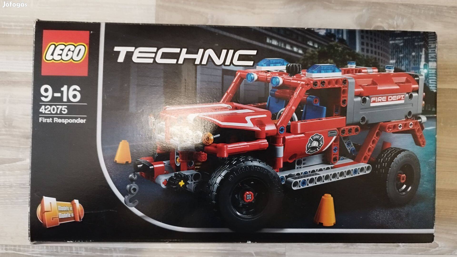 LEGO Technic (42075) tűzoltó autó készlet hiánytalanul, dobozában