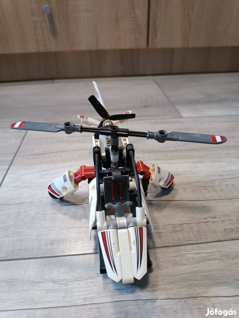 LEGO Technic - 42057 - Ultralight Helicopter