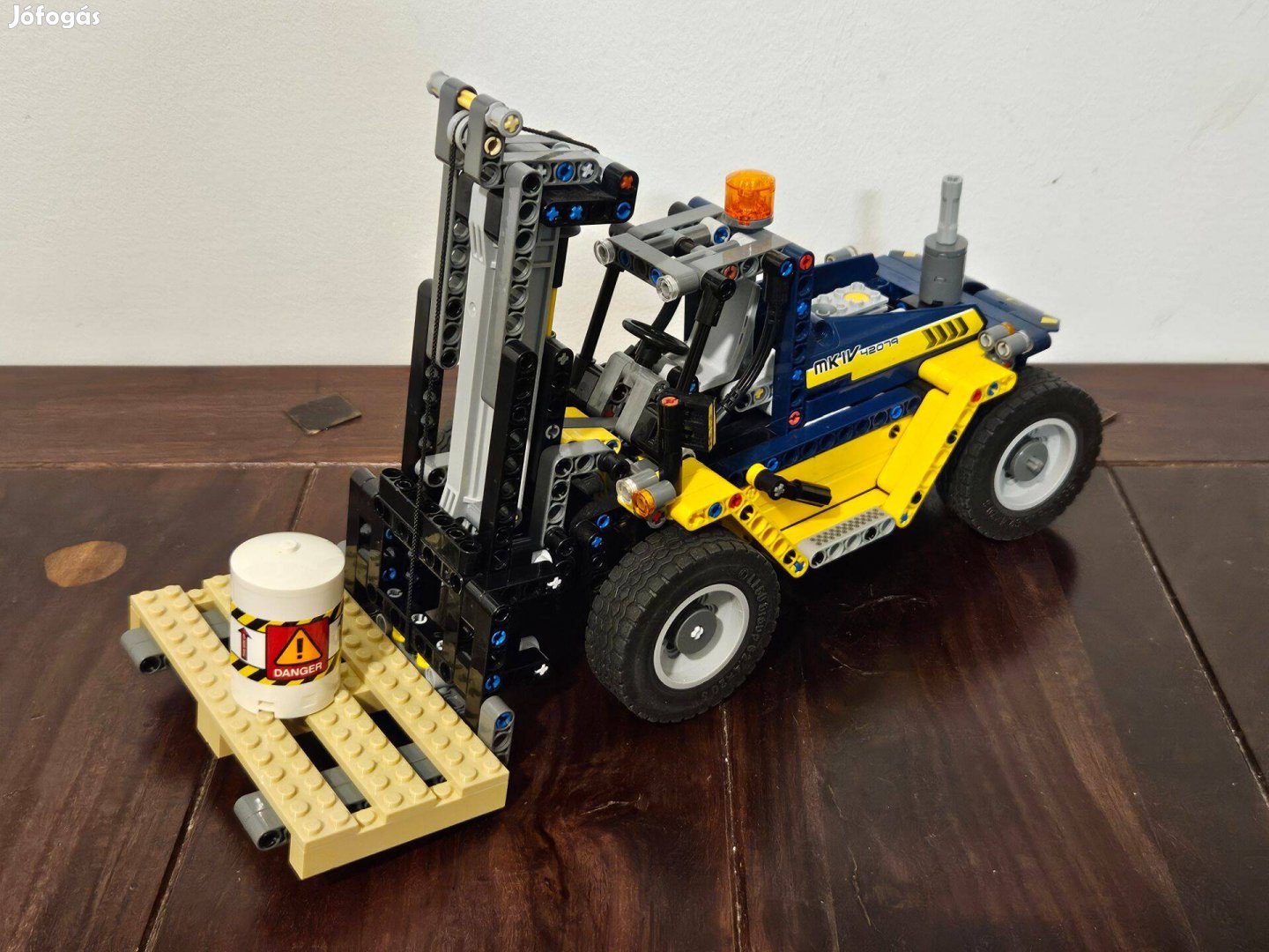 LEGO Technic - 42079 - Heavy Duty Forklift