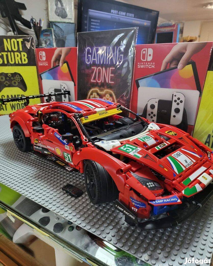 LEGO Technic - Ferrari 488 GTE AF Corse #51 (42125)