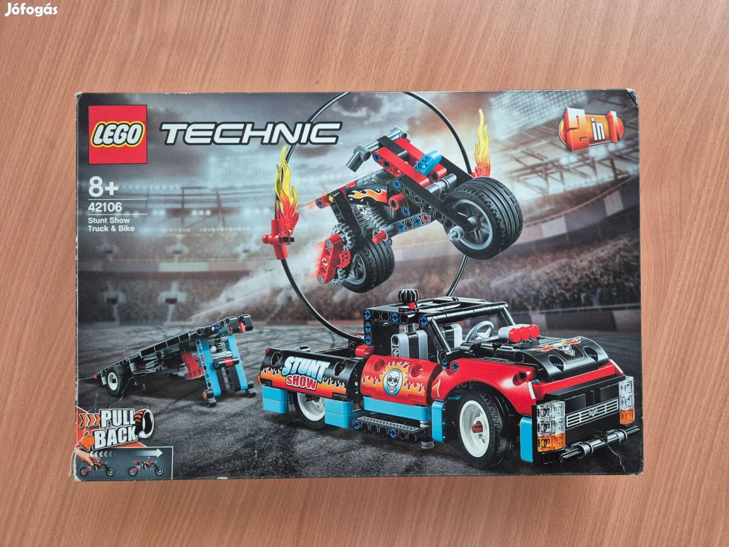 LEGO Technic - Kaszkadőr teherautó és motor (42106)