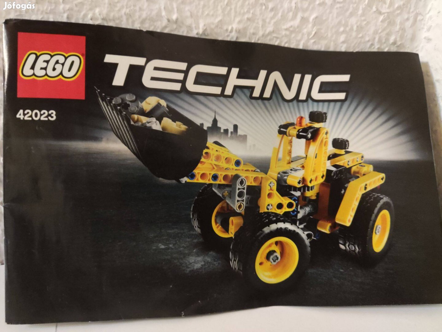 LEGO Technic - Munkagépek 42023 közül a homlokrakodó