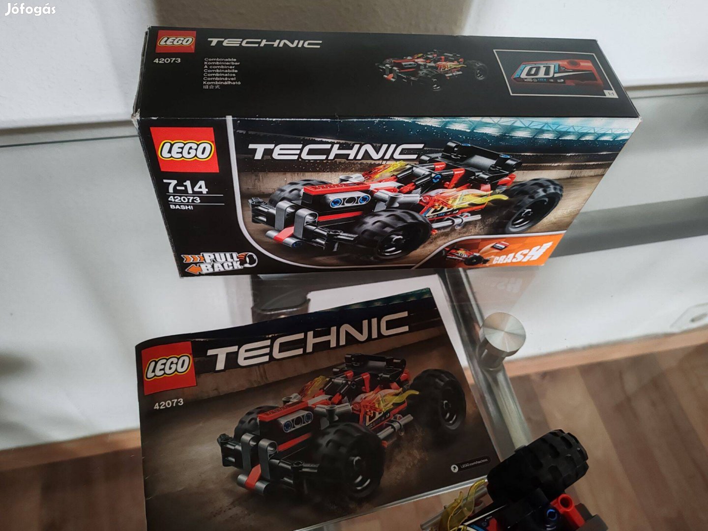 LEGO Technic - Ütköztethető versenyjármű II 42073