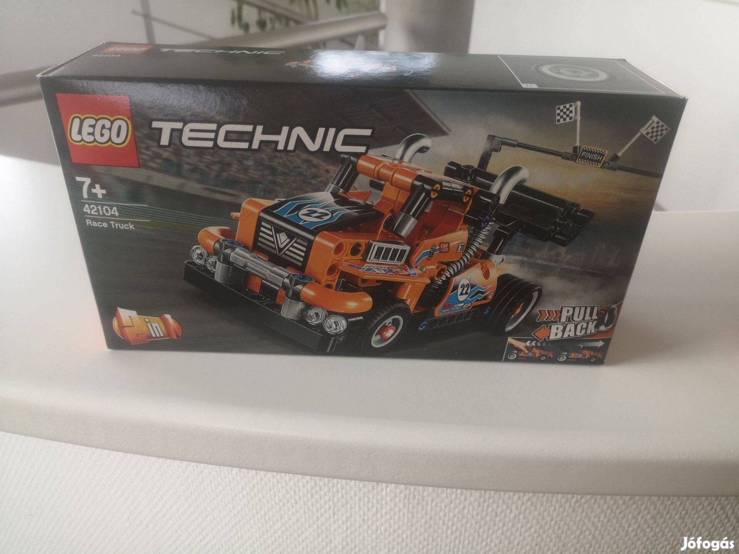 LEGO Technic - Versenykamion (42104)