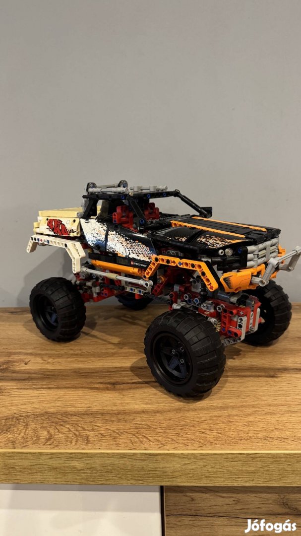 LEGO Tehnic 9398 4X4 terepjáró autó