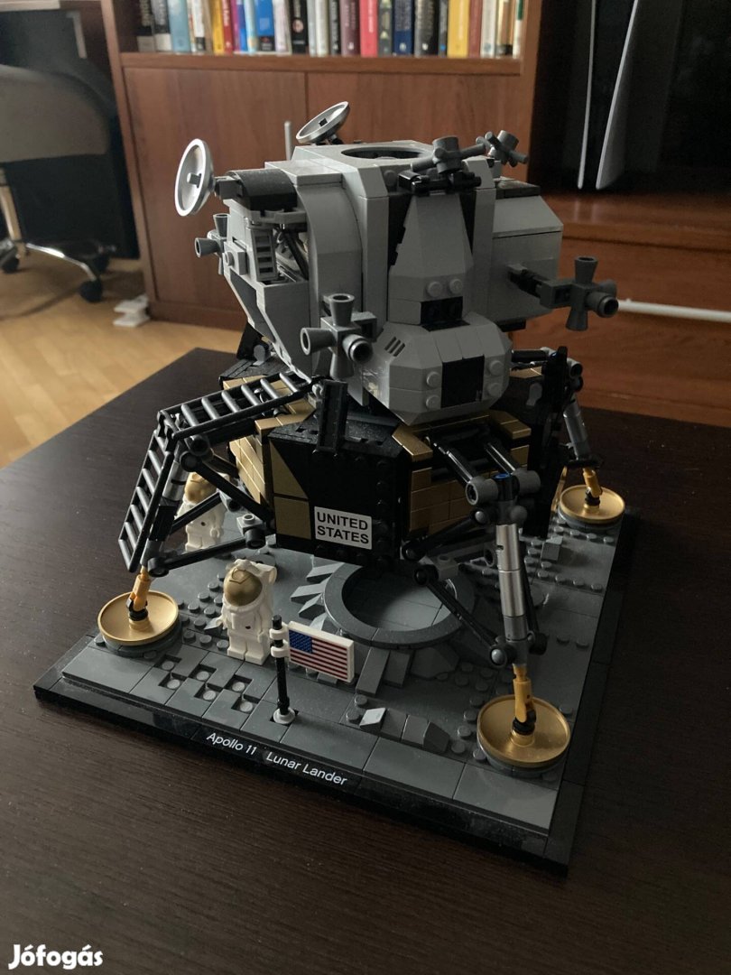 LEGO� Creator Expert - NASA Apollo 11 holdkomp (10266)