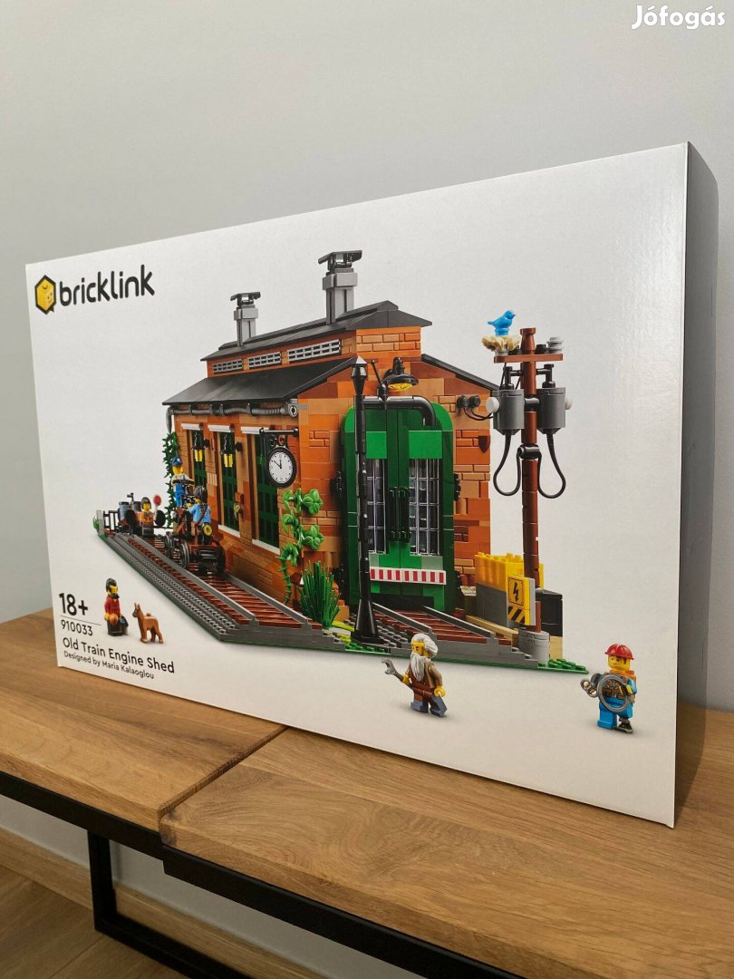 LEGO - Bricklink - Old Train Engine Shed (910033)