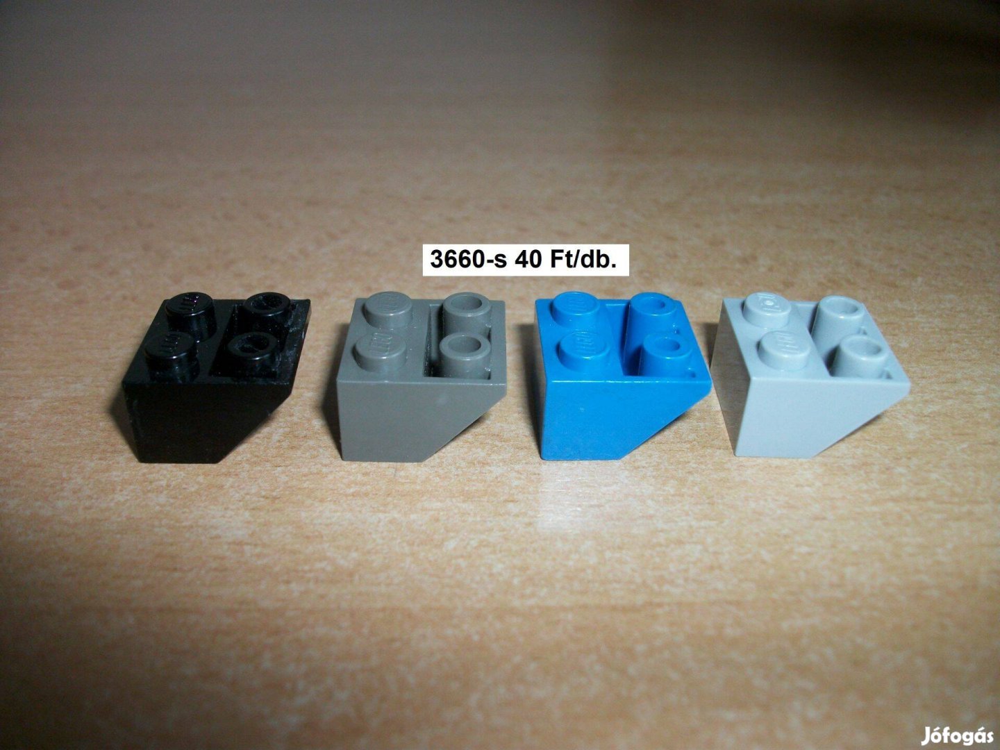 LEGO elemek 10